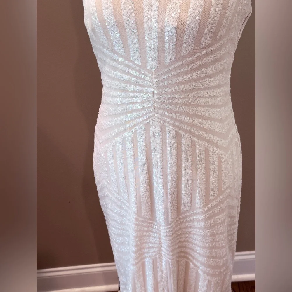 Women’s NIGHTWAY sequin embellished bodycon dress- Size 10 - Picture 4 of 9